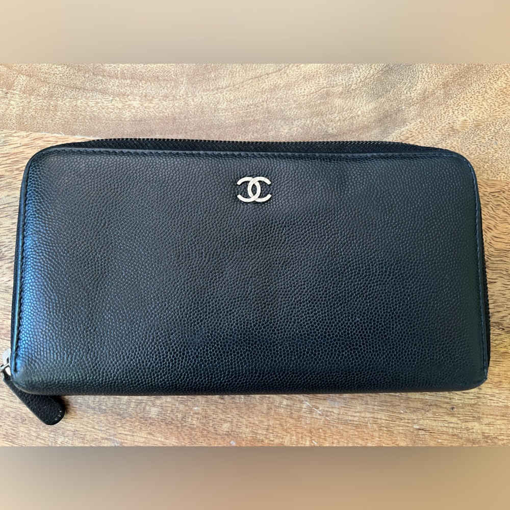 Vintage Chanel Zip Around Wallet